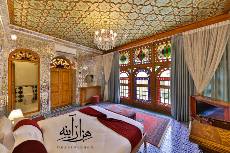اتاق هزار آینه هتل فرهادی شیراز