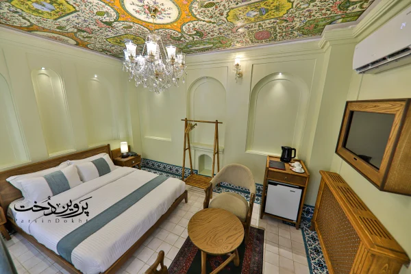 اتاق پروین دخت هتل فرهادی شیراز